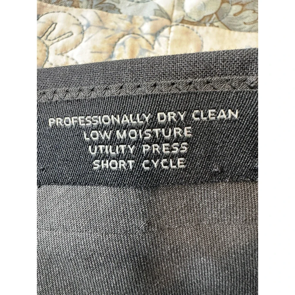 Jos A Bank Signature Collection Men's Suit Gray Pinstripe‎ 100% Wool 42R 36x28